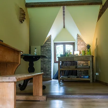 La Maison D'emile Bed and Breakfast