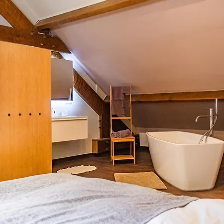 Bed & Breakfast La Maison D'emile