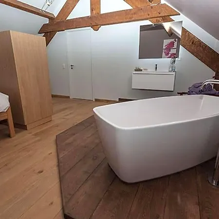 Bed & Breakfast La Maison D'emile